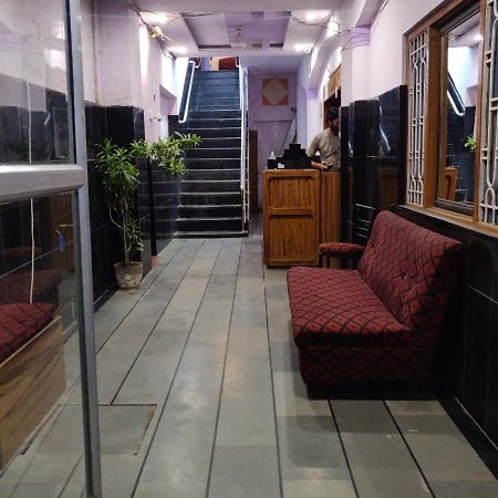 Hotel Vip Udaipur Bagian luar foto