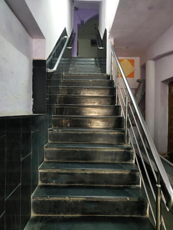 Hotel Vip Udaipur Bagian luar foto
