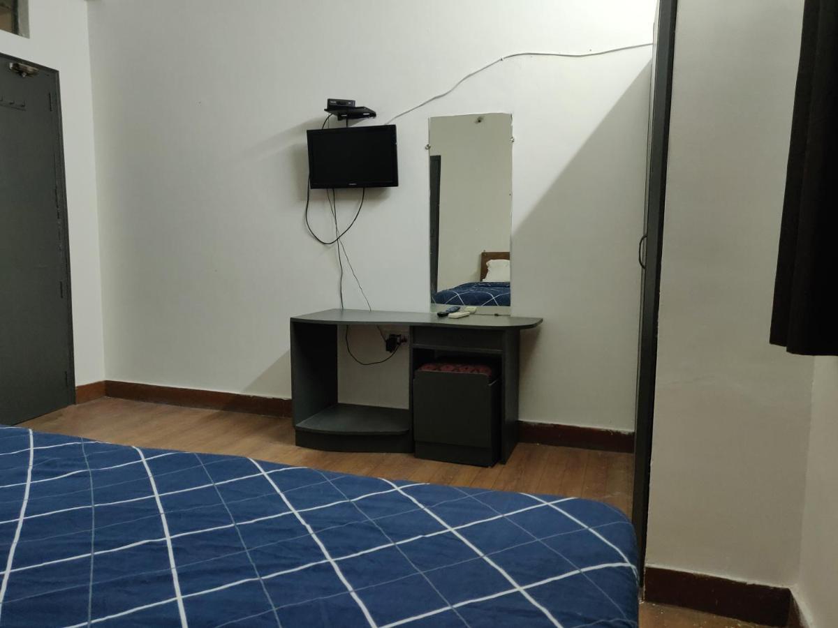 Hotel Vip Udaipur Bagian luar foto